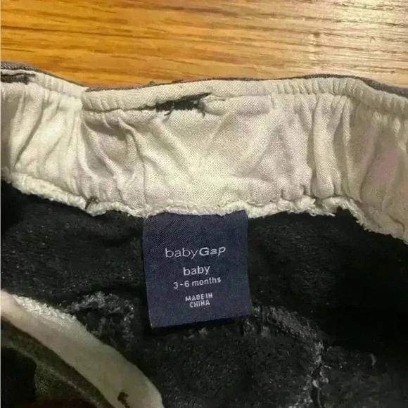 Baby boy bay gap brand dark gray pants size 3-6mo‎ - Picture 4 of 6